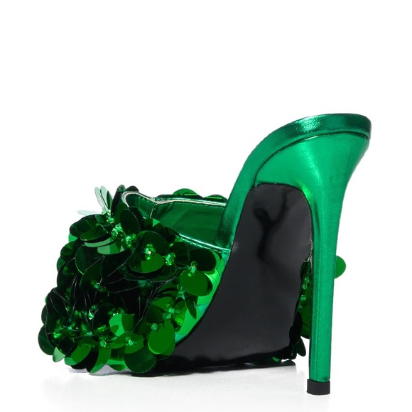 NWT.  AZALEA WANG Skylara Green Embellished Sandal. - Picture 4 of 5